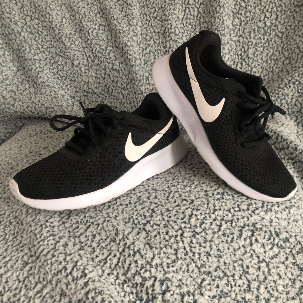 Nike Tanjun Running Shoes TSS0720